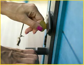 Denver Community Locksmith Denver, CO 303-357-8322